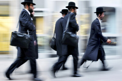 תמונת רקע של חרדים